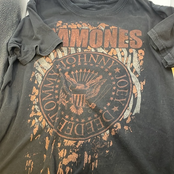 Ramones T Shirt Women's (000216) - Picture 4 of 7